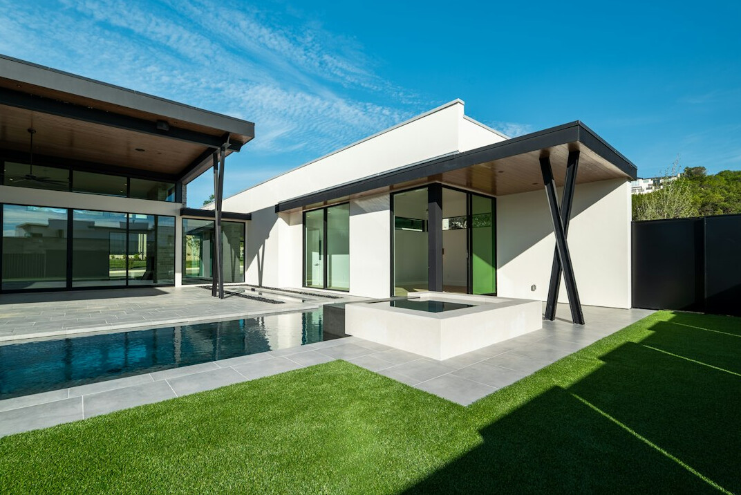 luxury outdoor patio